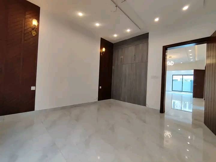 7 Marla Modern House Available For Rent 12