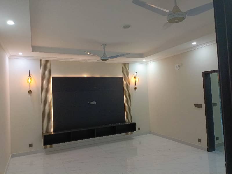 Highly-Desirable Lower Portion Available In Bahria Orchard Phase 1 For rent 9