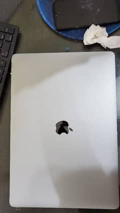 macbook pro 2017 i7