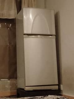 urgent sale Dawlance refrigerator