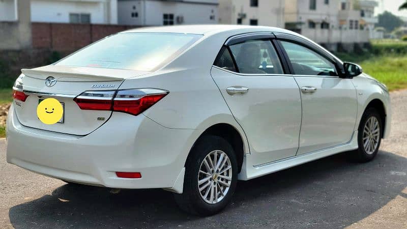 Toyota Corolla GLI Automatic 2019 3