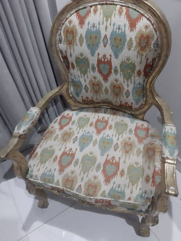 golden leafing bedroom chair for sale 1