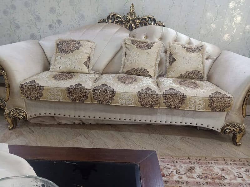 Complete Turkish style sofa set with 3 tables and hand cycle 1