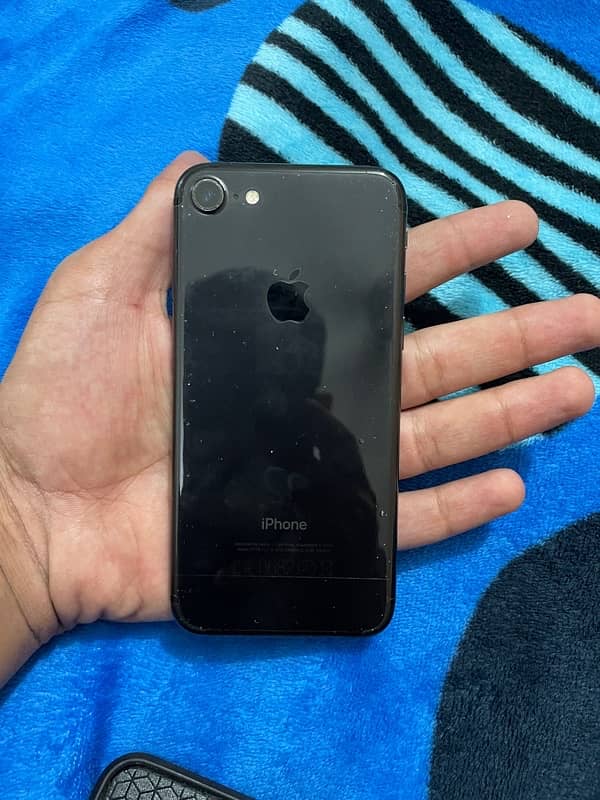 IPhone 7 128Gb pta Approved 10 by 10 condition 1