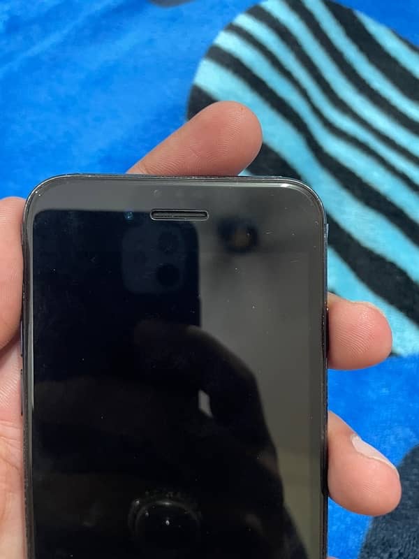 IPhone 7 128Gb pta Approved 10 by 10 condition 3