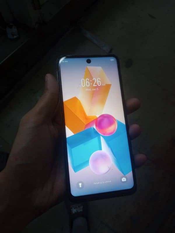 Infinix Hot 40i 256GB 3