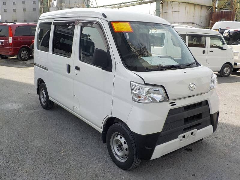 Daihatsu Hijet 2019 1