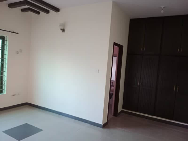 Kanal Upper Portion Ground Portion Lock Independent House Available For Rent 12