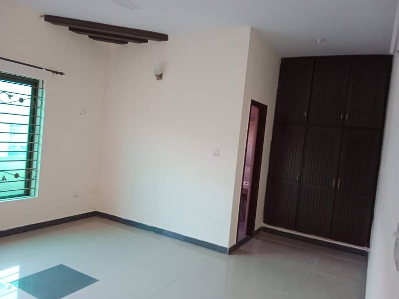 Kanal Upper Portion Ground Portion Lock Independent House Available For Rent 16