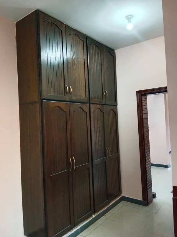 Kanal Upper Portion Ground Portion Lock Independent House Available For Rent 18