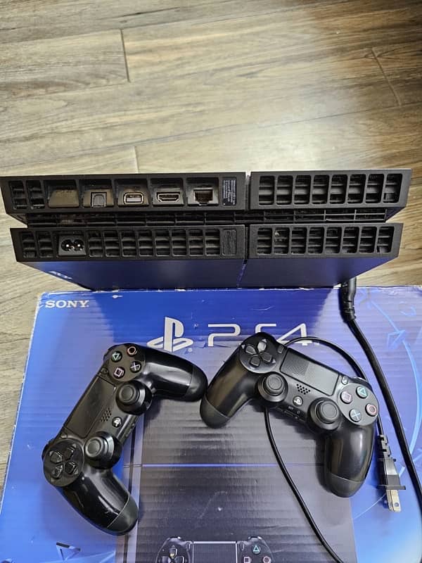 PS4 flat Jailbreak with 2 controller 2