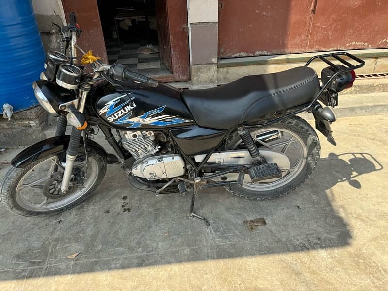 Suzuki GS 150 SE for sale 3