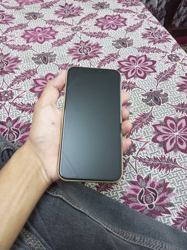 iphone Xr non pta (non active) factory unlock 1