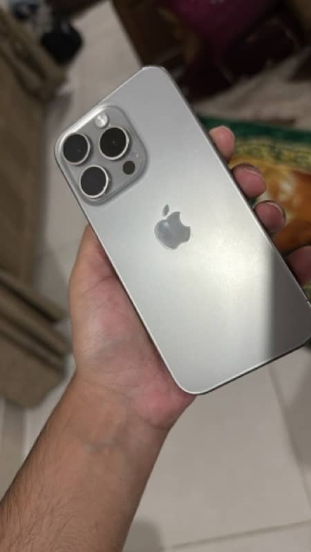 iphone 15 pro 0