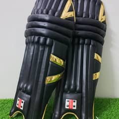 GRAYNICOLLS BLACK PADS