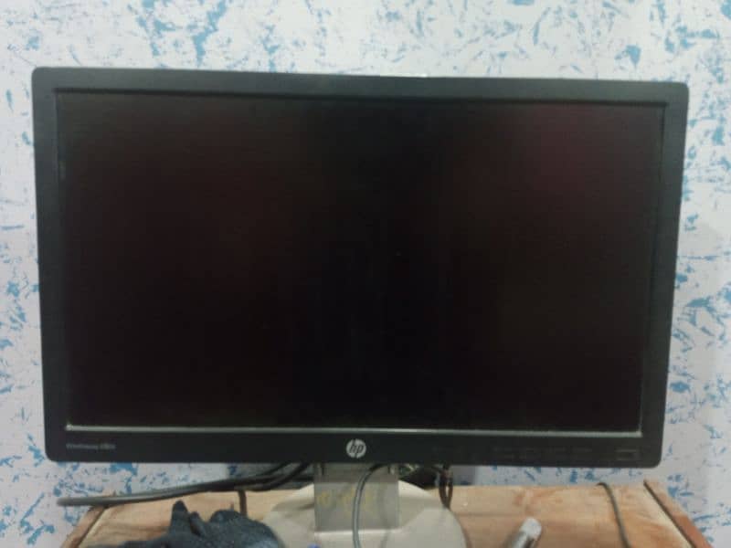 gaming pc with monitor (HDMI port) 3