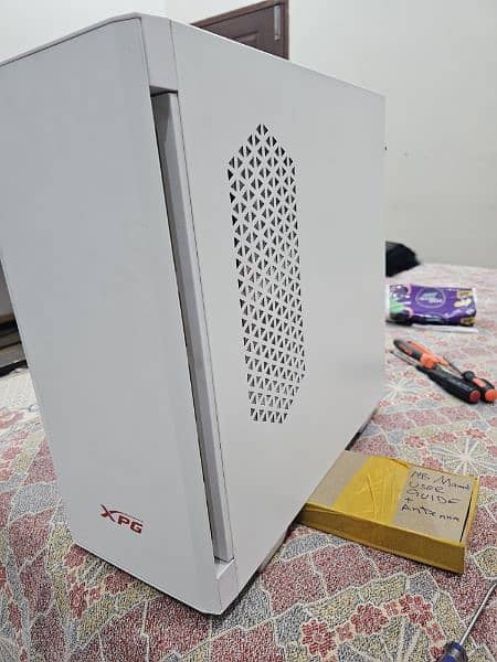 XPG Invader Gaming PC Case 2