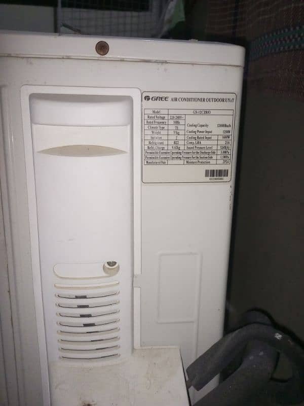 Gree 1 Ton Non inverter AC for Sale 2