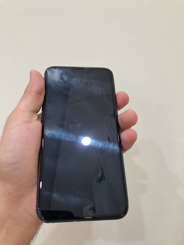 iPhone 11 Pro max 4