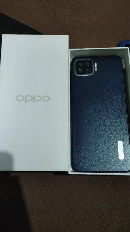 Oppo F17 6