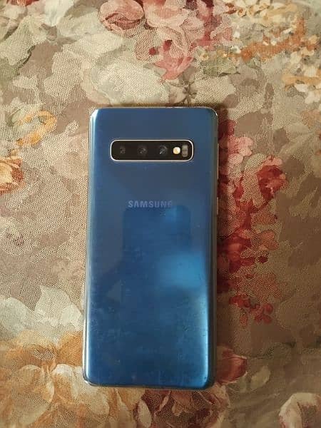 Samsung galaxy  s10 8/128 7