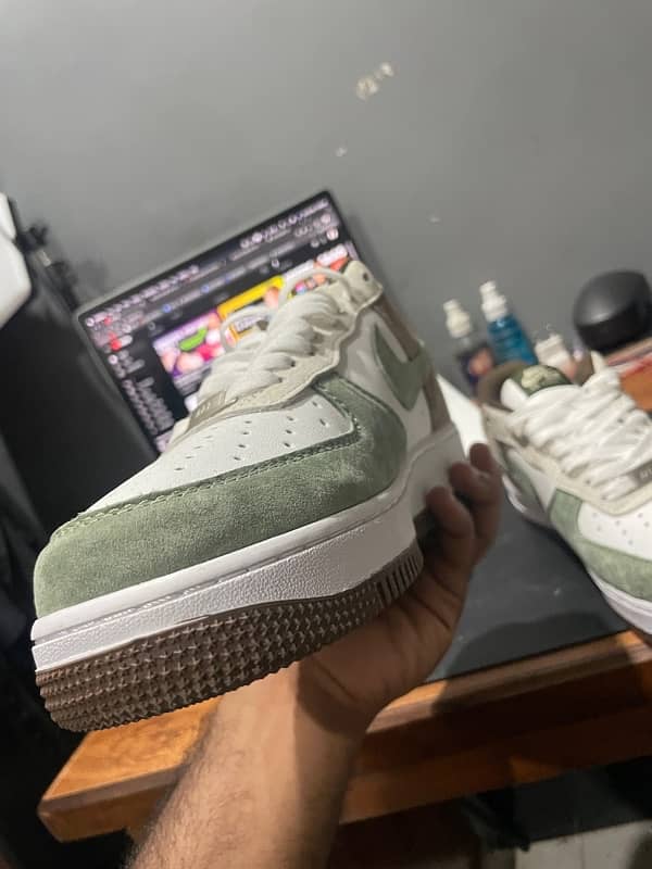 Nike Air Force 1 North Face x Gucci 1