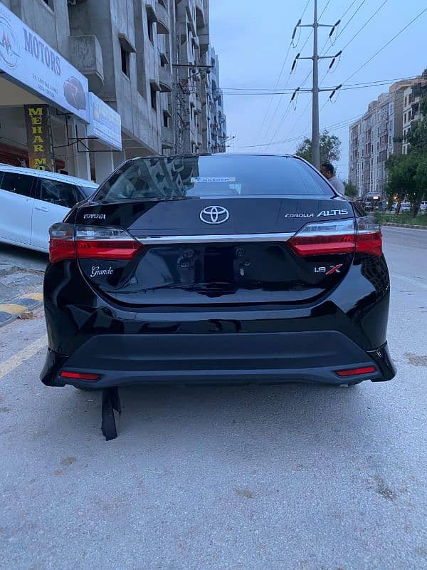 Toyota Altis Grande 2021 5