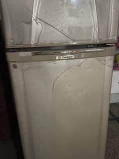 Dawa lance medium siza fridge 0