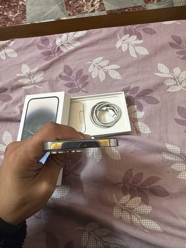 iphone 14 pro max 256gb Silver Factory Unlocked 4