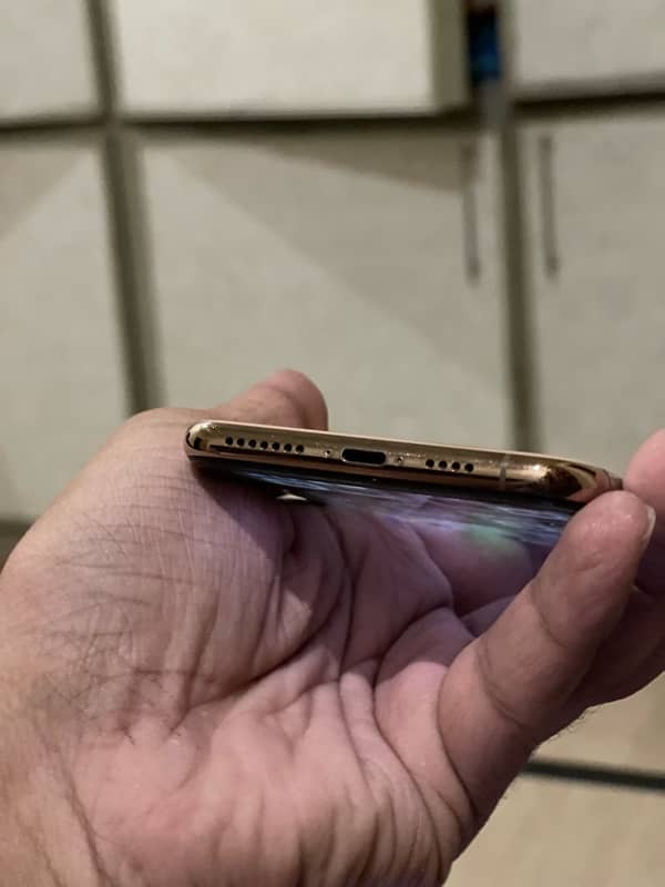 Apple IPhone XS Max 256gb factory unlocked 10 by 10 all okay working 2