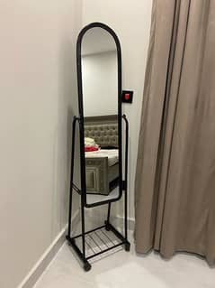 standing mirror with wheels 0