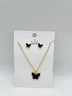 butterfly design black pendent set 0