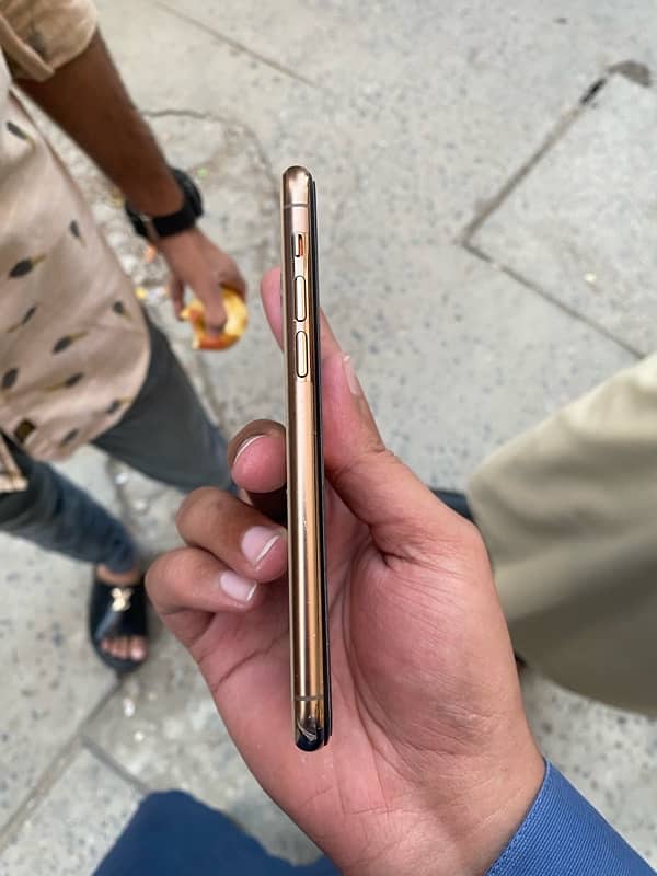 iPhone 11 pro 256gb non pta 5