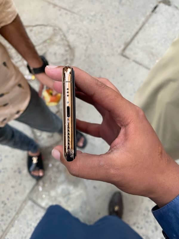 iPhone 11 pro 256gb non pta 6