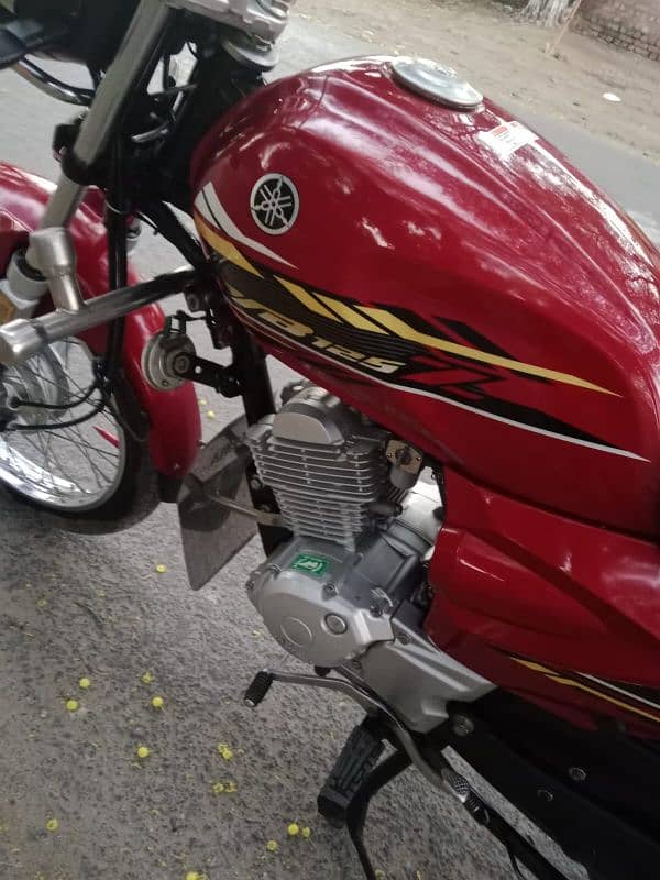 Yamah YB125Z Like New Condition 2