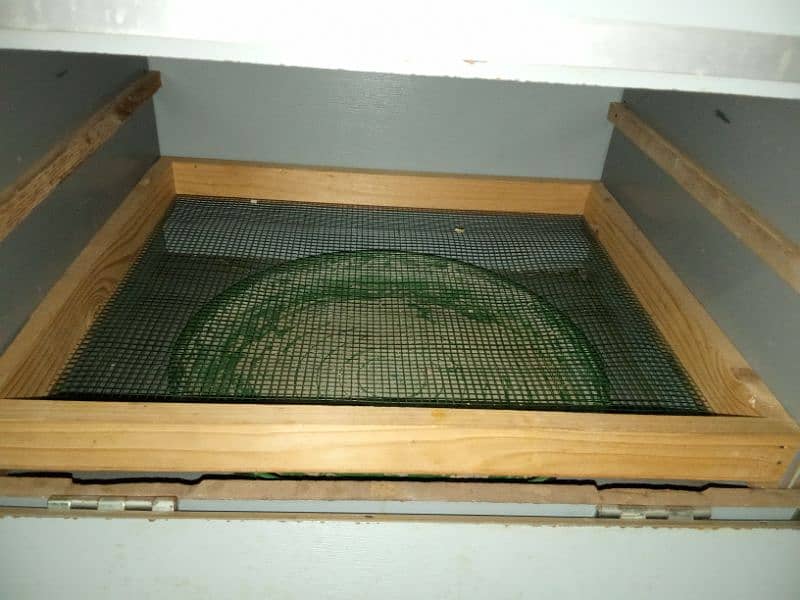 incubator for sale 200 plus egg 3