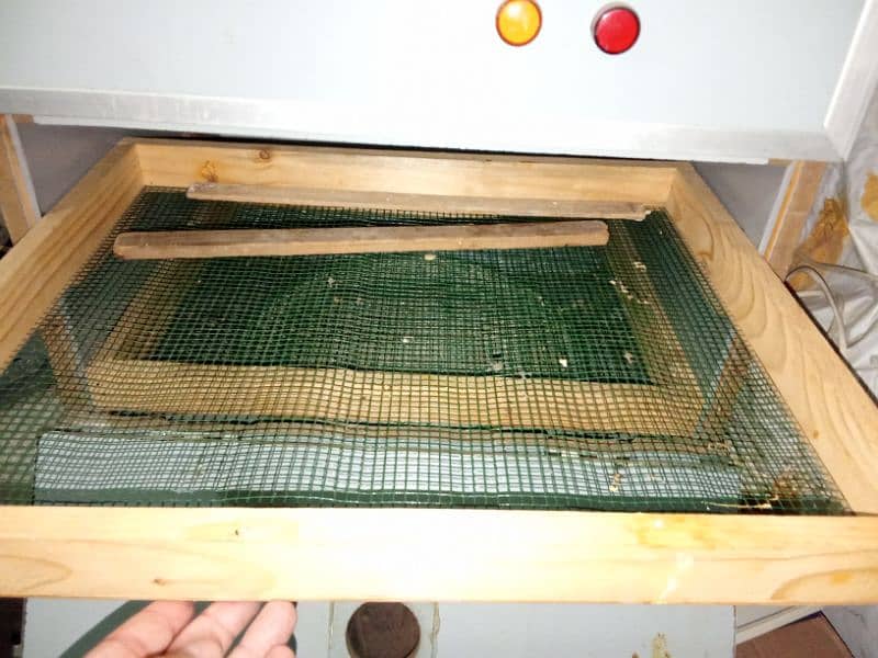 incubator for sale 200 plus egg 4