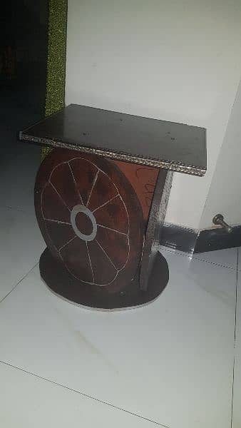 3d Style Table Handmade 1