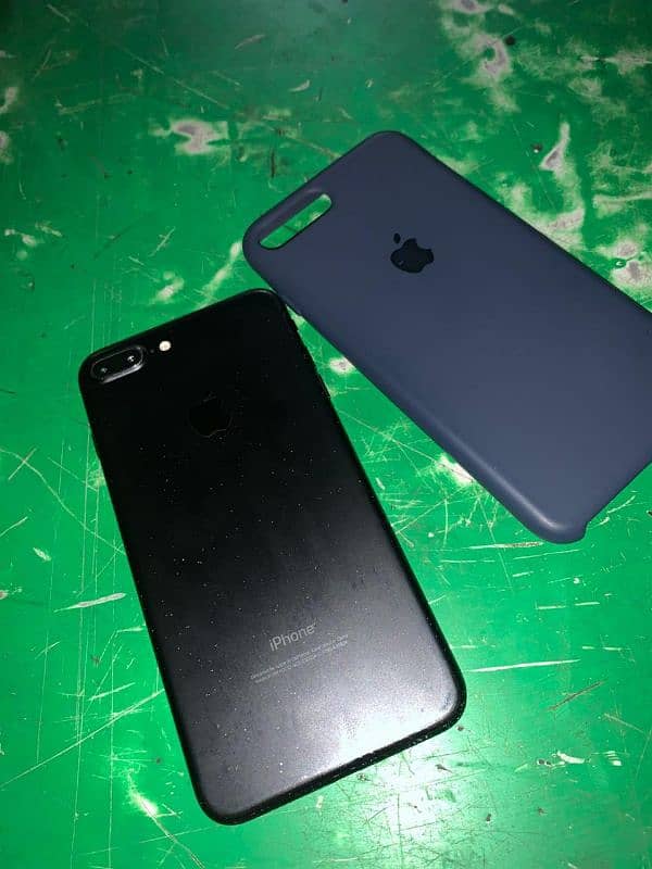 Iphone 7plus 128gb Pta approved 1