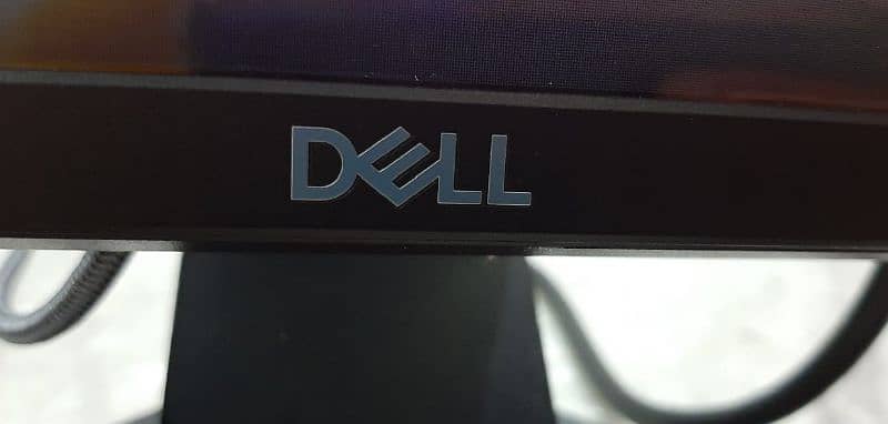 Dell 24inch IPS Borderless HDMI Gaming LED Monitor 2