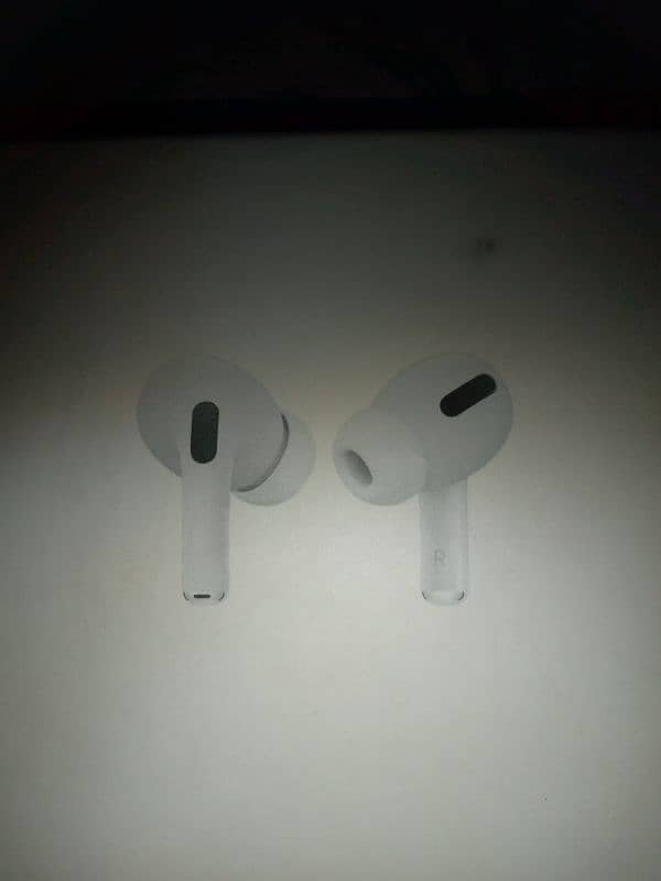 airpods 0