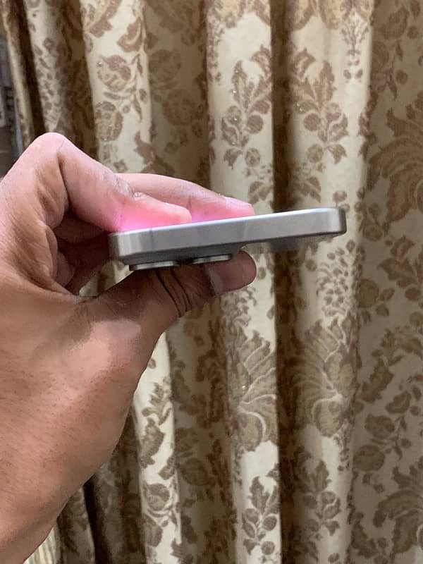 iphone 15 pro max natural titanium 256 gb 1