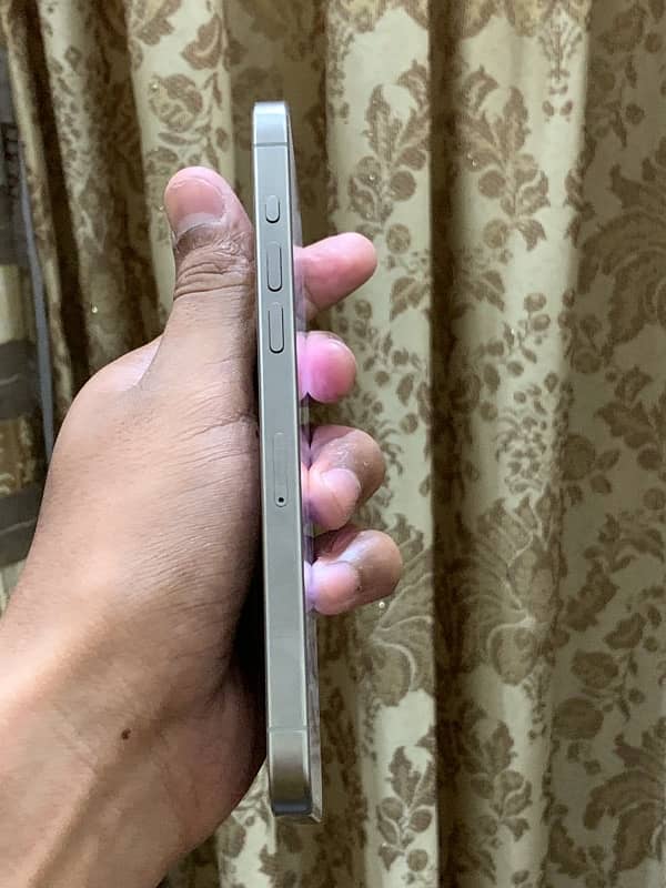 iphone 15 pro max natural titanium 256 gb 3