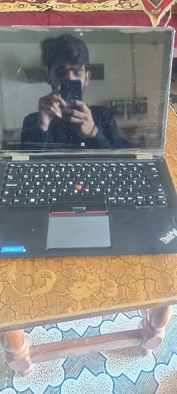 core i7 8/256 SSD. 6th generation touch screen . condition 10/10 1