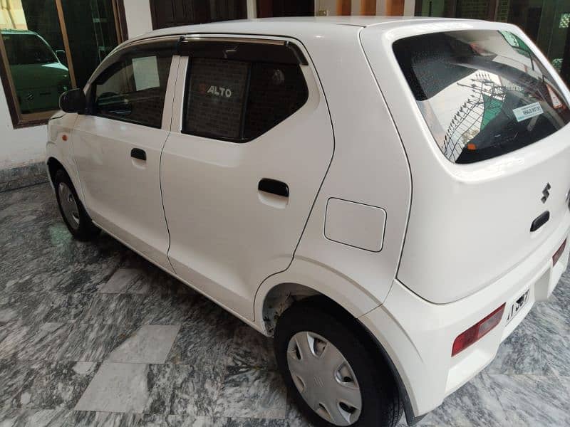 Suzuki Alto VX, 28,12,21 reg. 2022. with chill AC. total genuine. 4