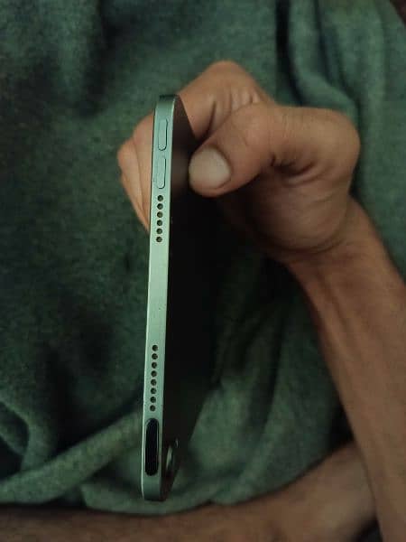 ipad mini 6 with box and charger 10/8 condition 14