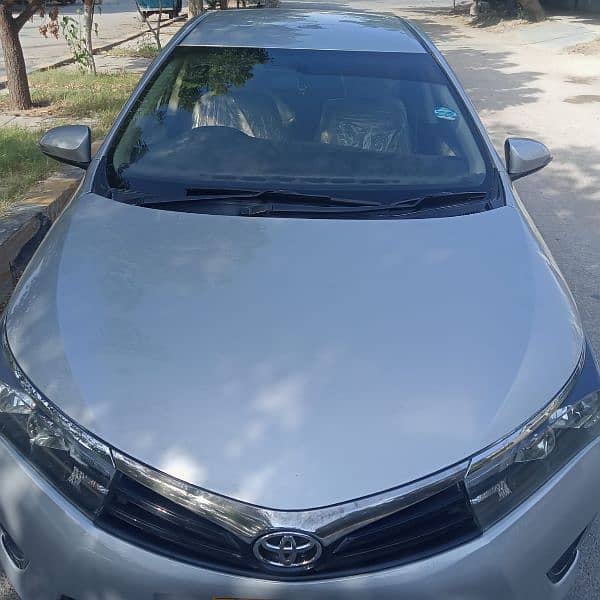 Toyota Corolla GLI Automatic 2016 4