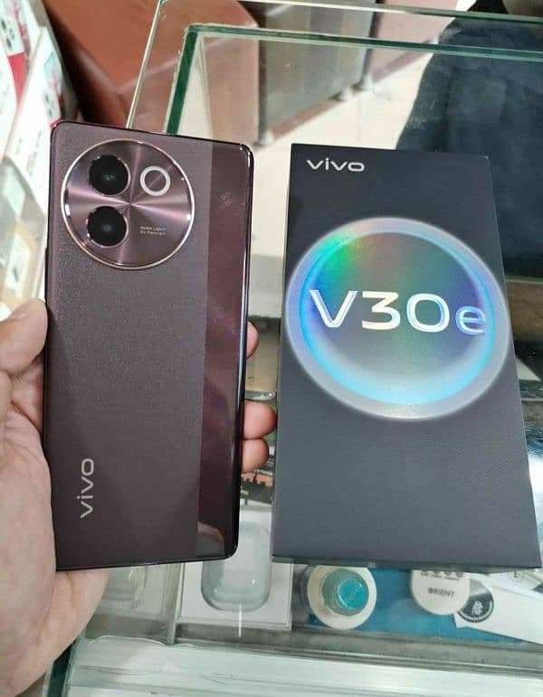 VIVO V30E (WITH COMPLETE BOX) 2