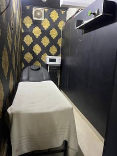 Salon Setup for Sale- monthly rent 60k 0