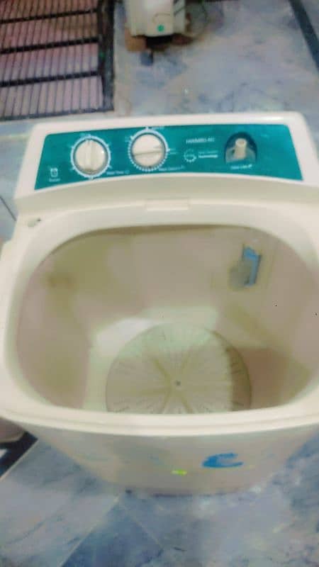 Haier Washing Machine & Spinner Dryer in very good condition. 2